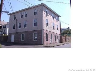47 Pleasant St, Waterbury, CT 06706