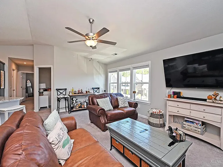 5871 Parkview Ln #300 — Photo 30