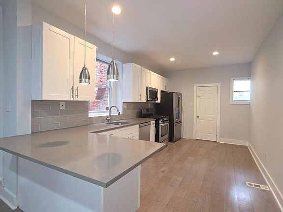 4th image of 5515 Catharine St