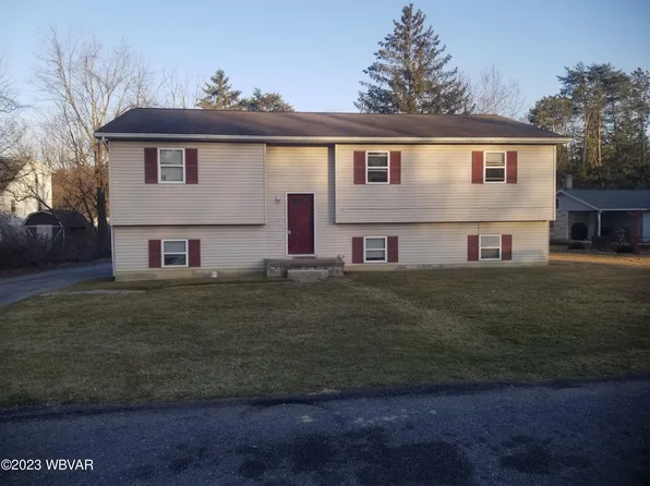 2242 Fox St, Williamsport, PA 17701