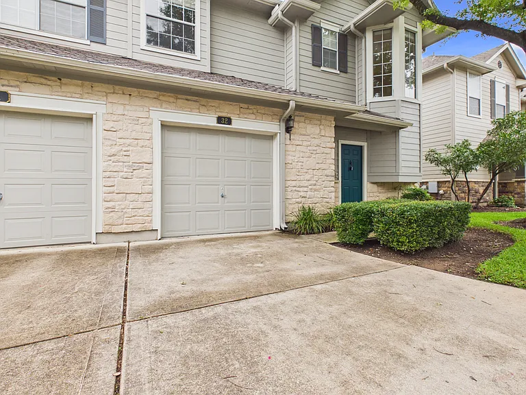 8518 Cahill Dr #32 — Photo 31