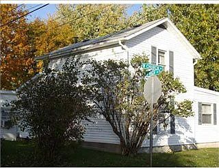 3rd image of 218 W Church St