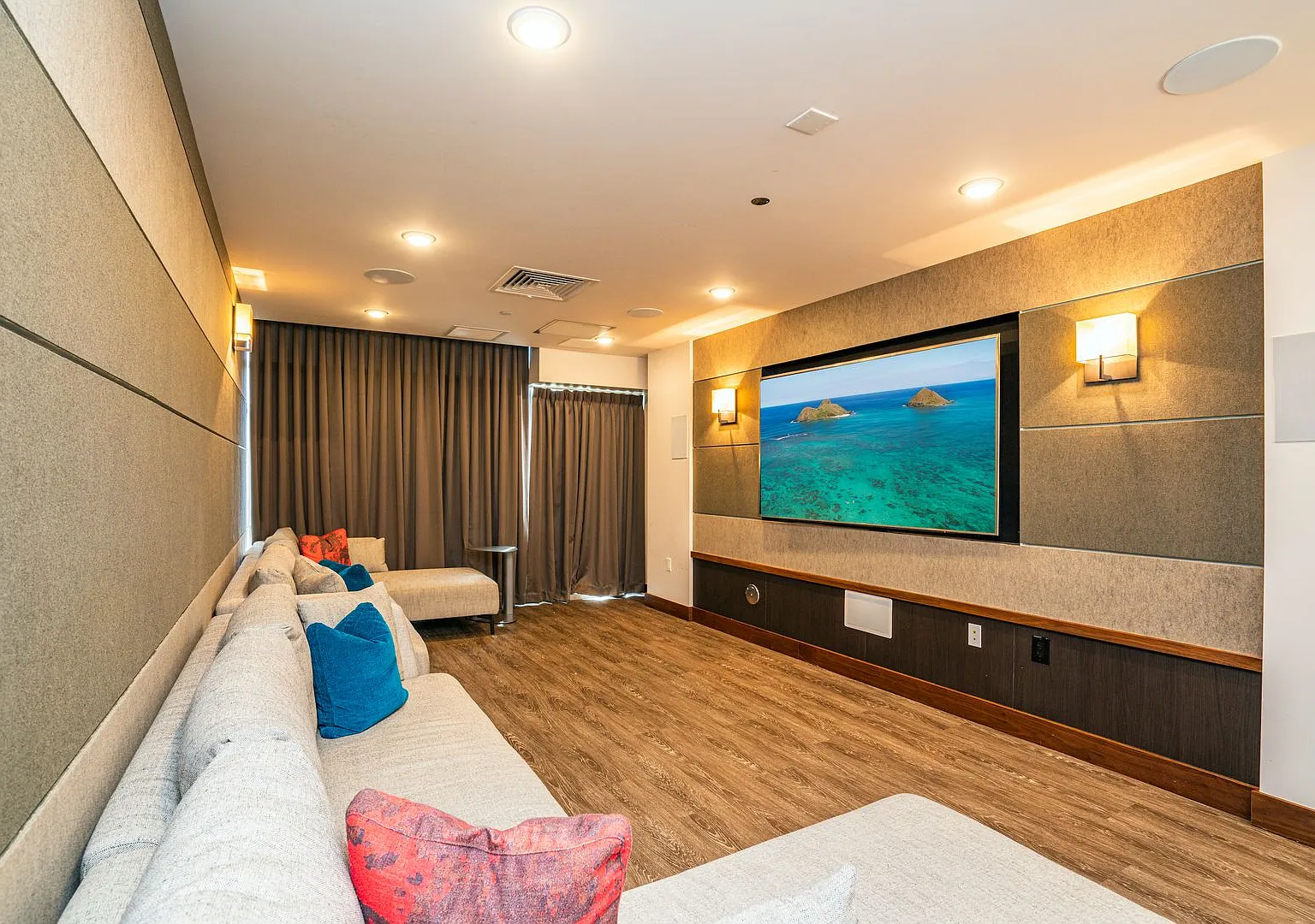 7000 Hawaii Kai Dr — Photo 3