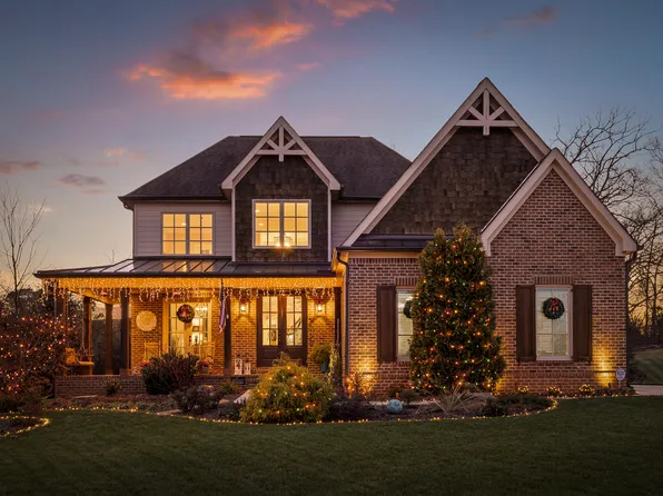 7303 Splendid View Dr, Ooltewah, TN 37363