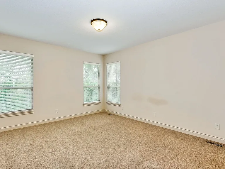 1608-1610 N Chapel Hill St — Photo 7
