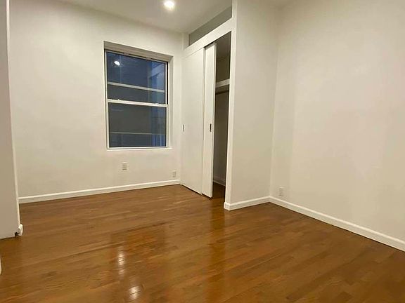 5th image of 18 N Moore St #3R3