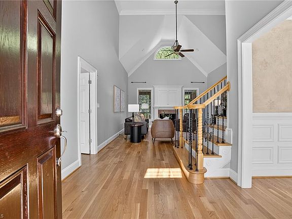 2nd image of 8144 Zinfandel Dr