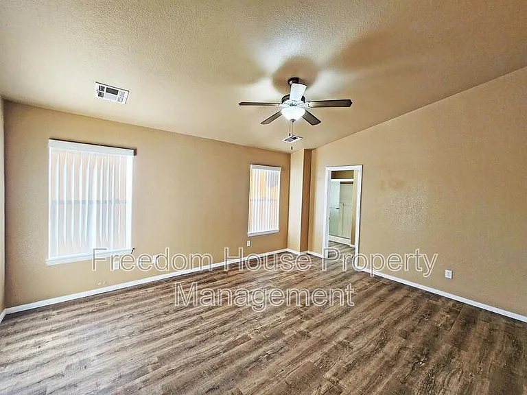 3680 Ravine Ave — Photo 12