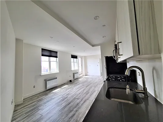 Rented by Oxford Property Group | media 5