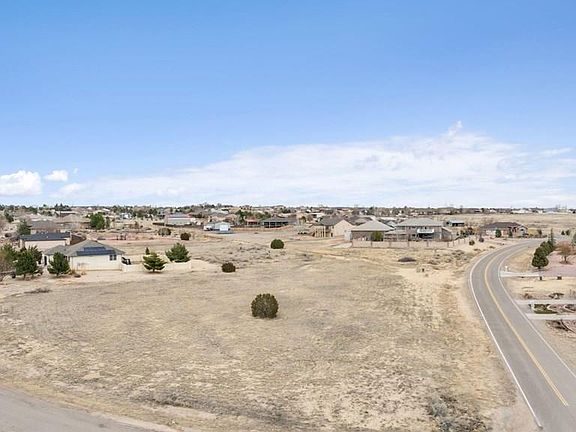 5th image of 1327 W Carrizo Springs Ave