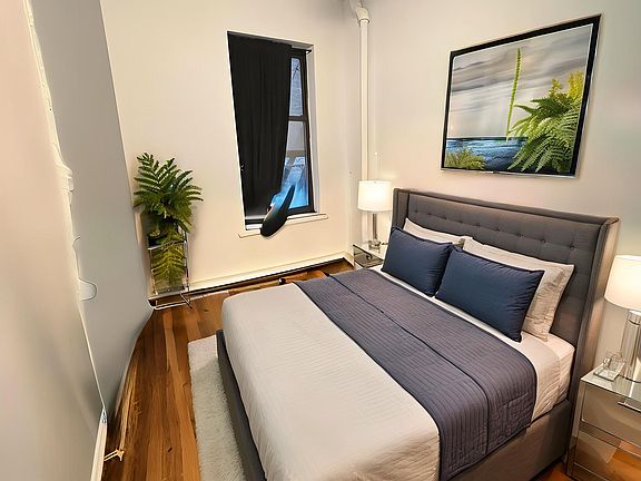 3rd image of 195 Spring St APT 7