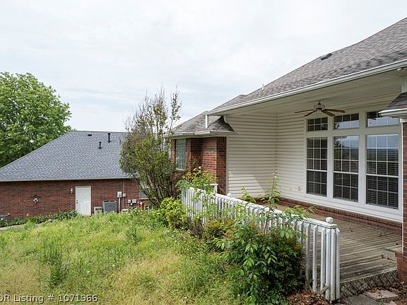5th image of 1917 Durango Dr