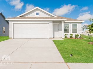 2700 Center Creek Ln, Fort Worth, TX 76108