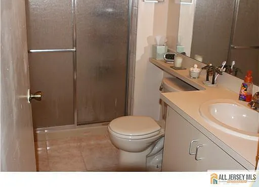 388 Lancaster Ct — Photo 8