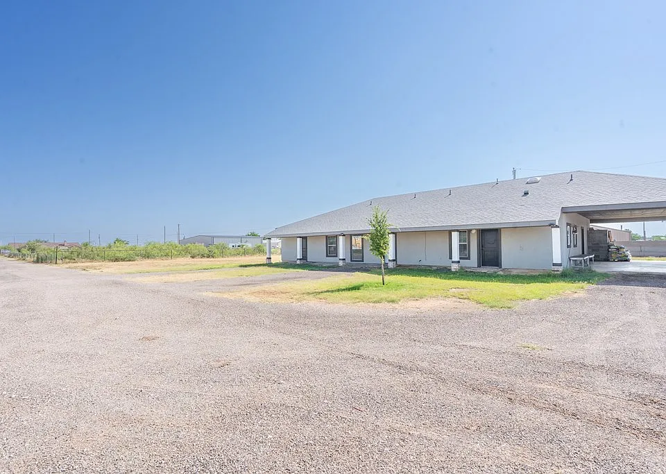 118 E County Road 120