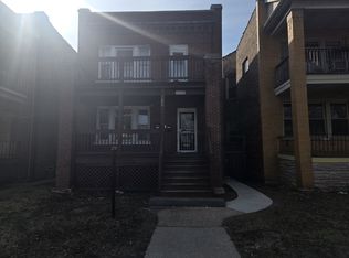 6738 S Prairie Ave, Chicago, IL 60637