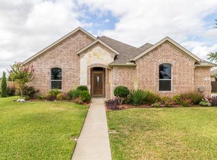 1608 Hawthorne St, Cleburne, TX 76033