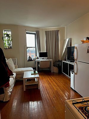 2nd image of 403 6th Ave APT 14
