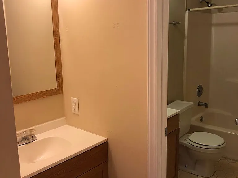 812 Creekside Dr — Photo 13