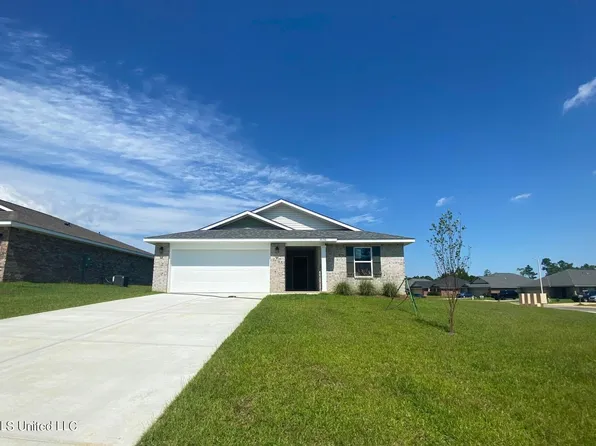 18136 Tiffany Renee Dr, Gulfport, MS 39503