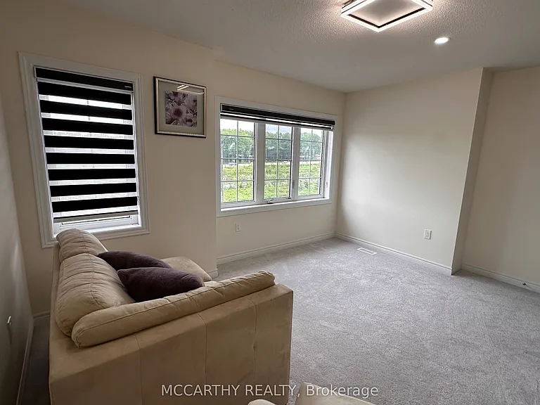 451 Black Cherry Cres — Photo 29