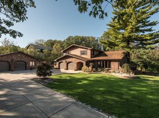 10420 S 89th Ave, Palos Hills, IL 60465
