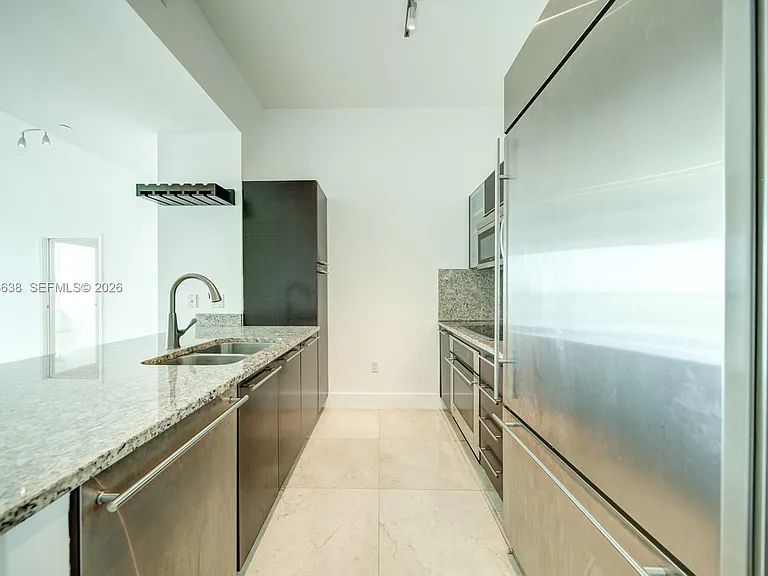 950 Brickell Bay Dr #4805 — Photo 7