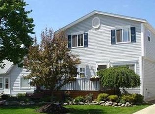 1540 Fruitland Ave, Mayfield Heights, OH 44124