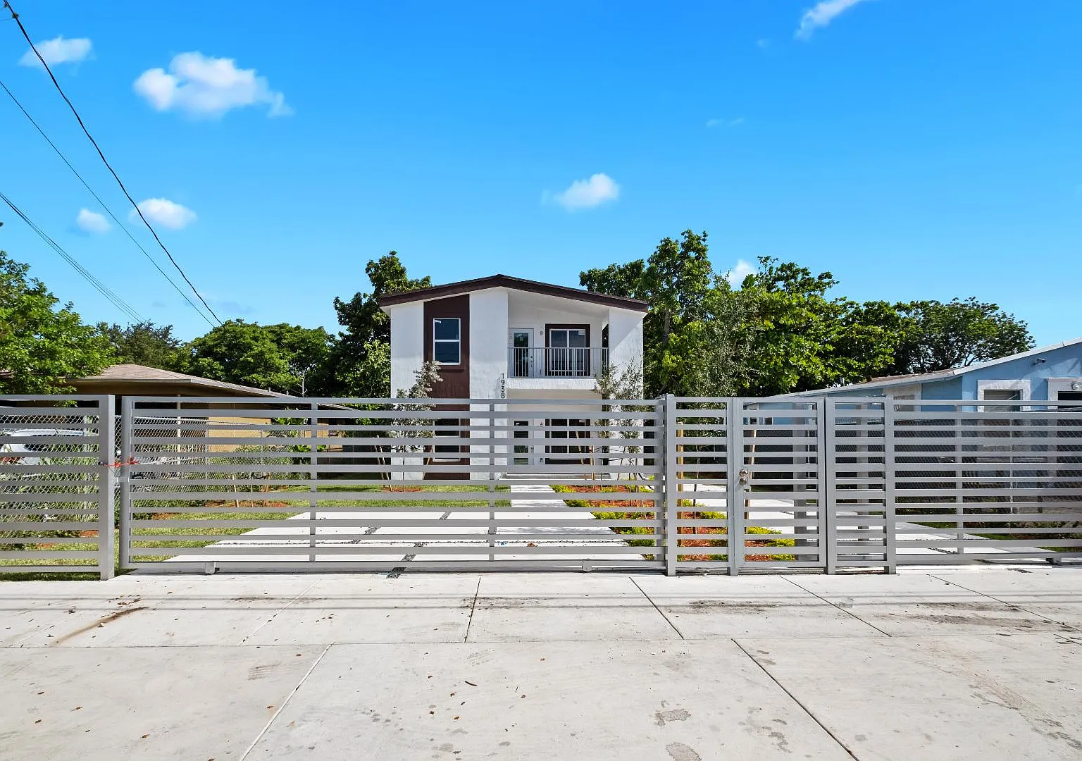 1938 NW 60th St - B — Photo 1