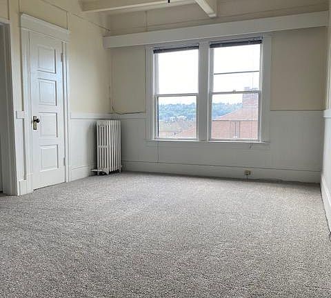 2nd image of 625 E Lynn St APT C