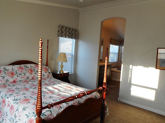 5th image of 500 W Santa Maria St #102