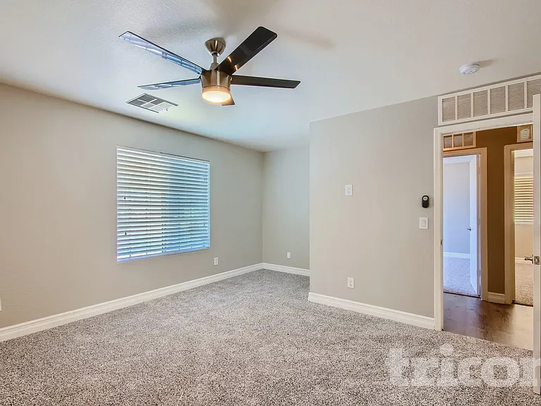 37186 W Amalfi Ave — Photo 12