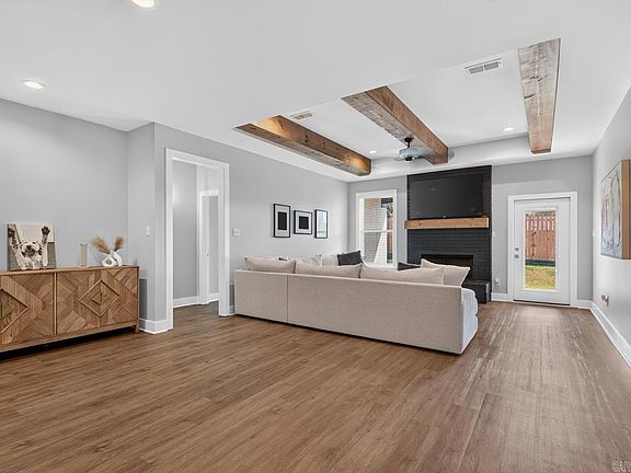 3rd image of 2533 Kara Ln