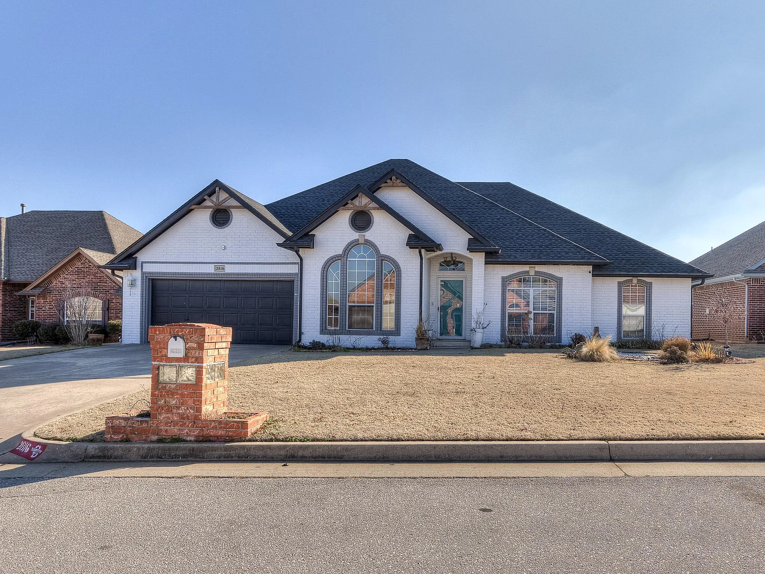 4 bed, 2.5 bath, 2198 sqft, $2,400 — Photo 1
