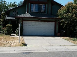 8582 Flannery Way, Sacramento, CA 95828