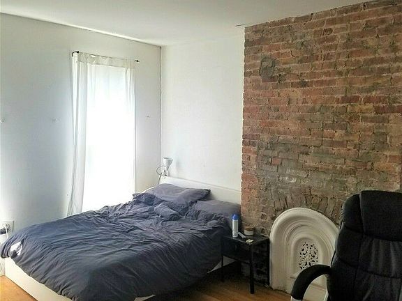 3rd image of 478A Lafayette Ave #2F