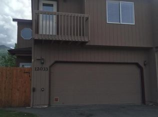 12033 Town Park Cir, Eagle River, AK 99577