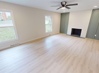 235 Oakwood Dr, Elizabethtown, KY