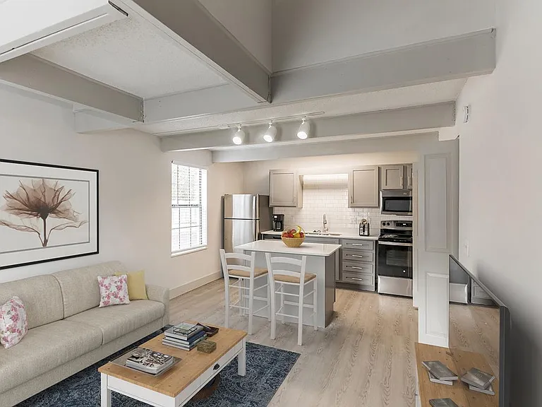 Fairway Meadows Townhomes — Photo 11