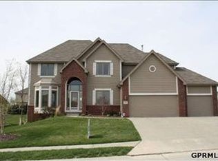 3616 S 197th St, Omaha, NE 68130