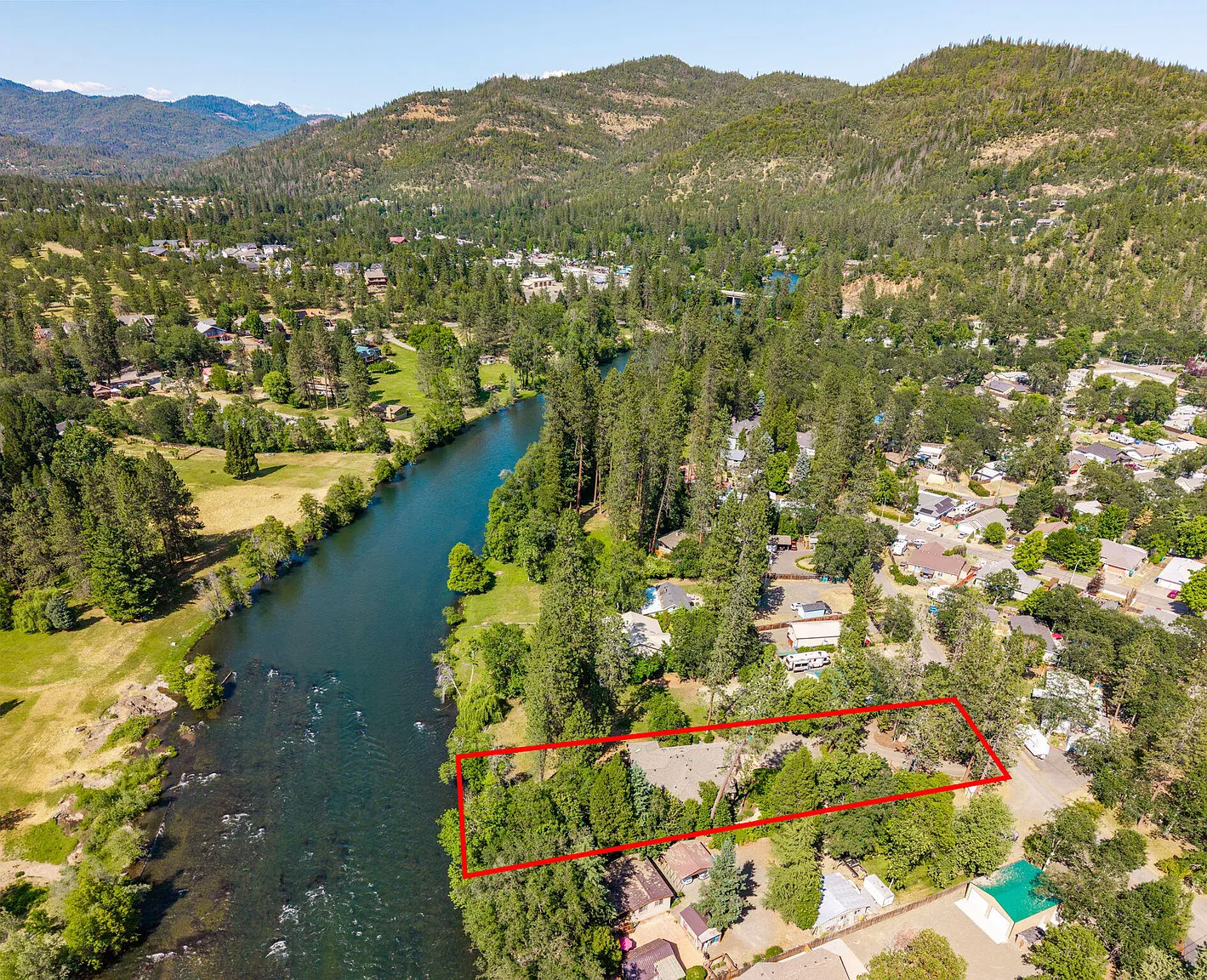 360 Park Dr photo 1
