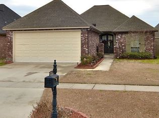 2688 Old Towne Rd, Zachary, LA 70791