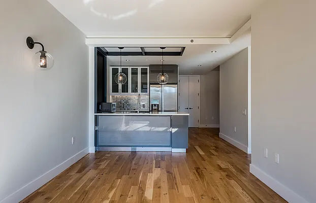 Rented by Nooklyn NYC LLC | media 31