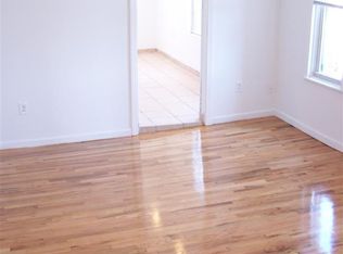 1096 Willow Ave, Hoboken, NJ 07030