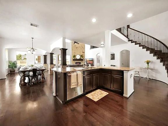 5th image of this home