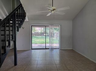 6400 Long St APT 4, Pensacola, FL 32504