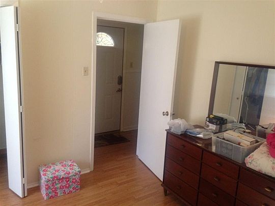 2nd image of 349 Cranbrook Dr