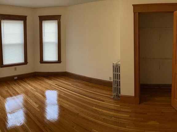 3rd image of 602 Adams St Floor 3