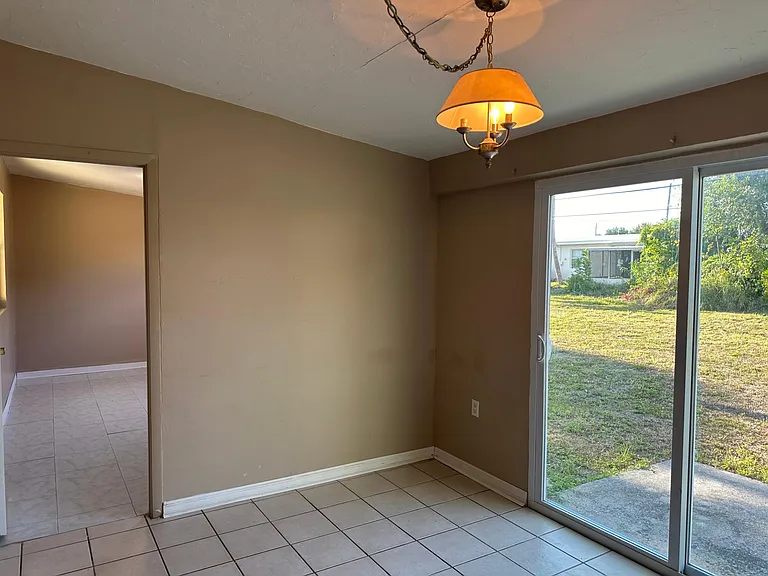 22202 Midway Blvd — Photo 20