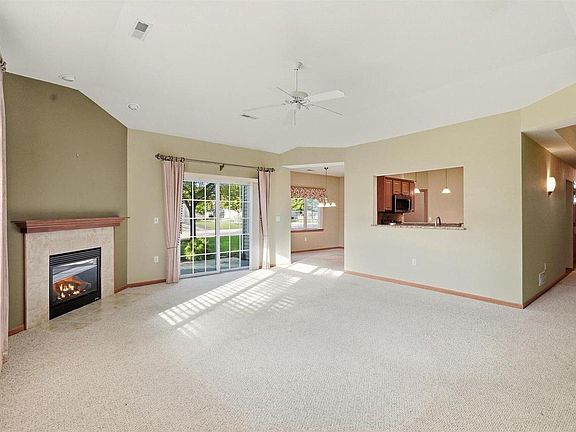 4th image of 5364 S Butterfield WAY